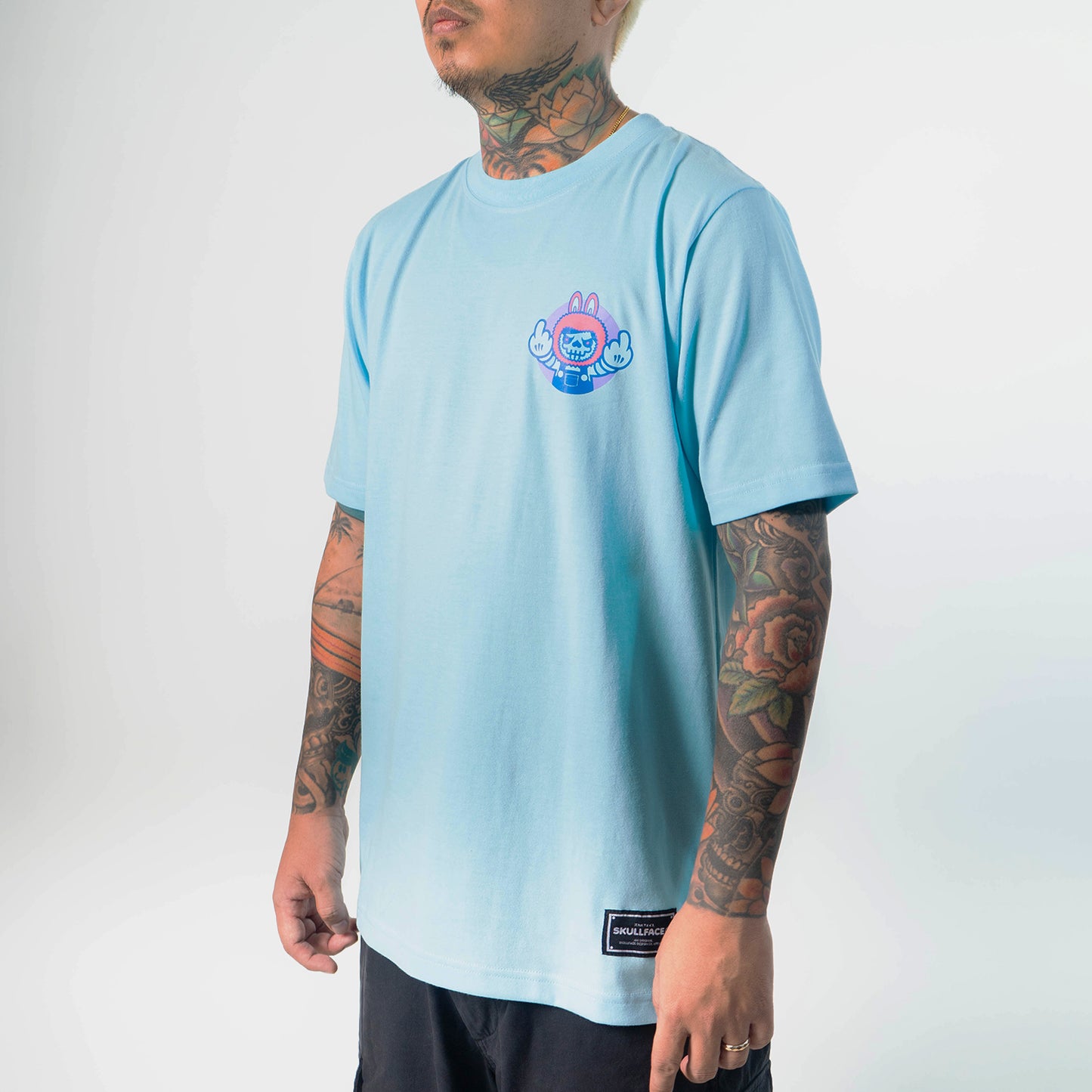 FE LUHBOBO TEE (POWDER BLUE)
